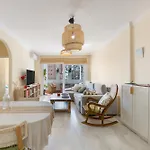 Pueblo Quinta Deluxe Apartamento Benalmádena